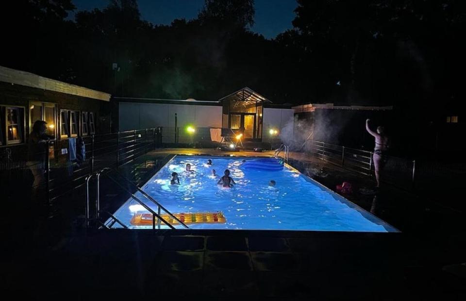 Camping De Vinkenkamp Lieren Dış mekan fotoğraf